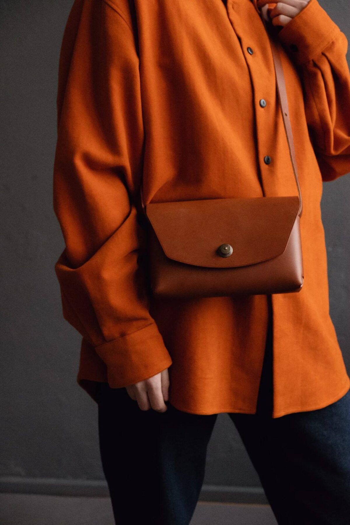 Alternative view of Rustbrun Læder Clutch | Mirgoods